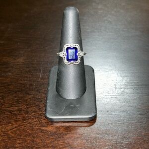 Elegant Sterling Silver Sapphire Women's Ring Size 7